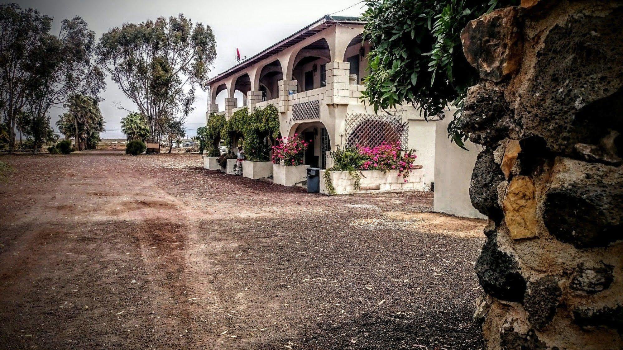 Old Mill Hotel San Quintin Eksteriør billede